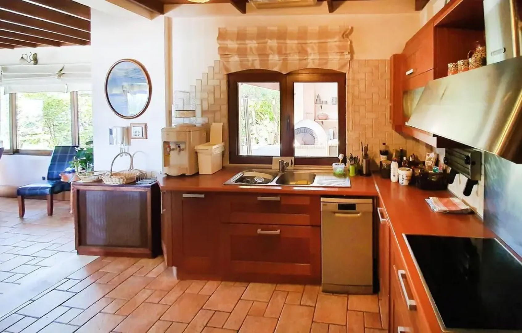 Stunning Home in Kiato With Sauna, Wifi and 5 Bedrooms