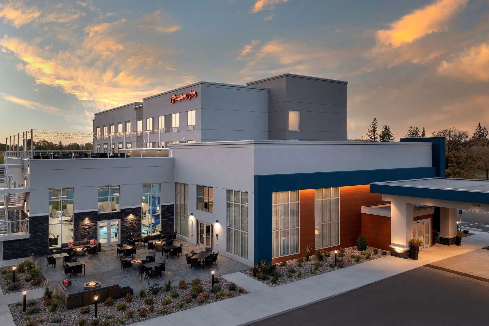 Hampton Inn Warroad, MN