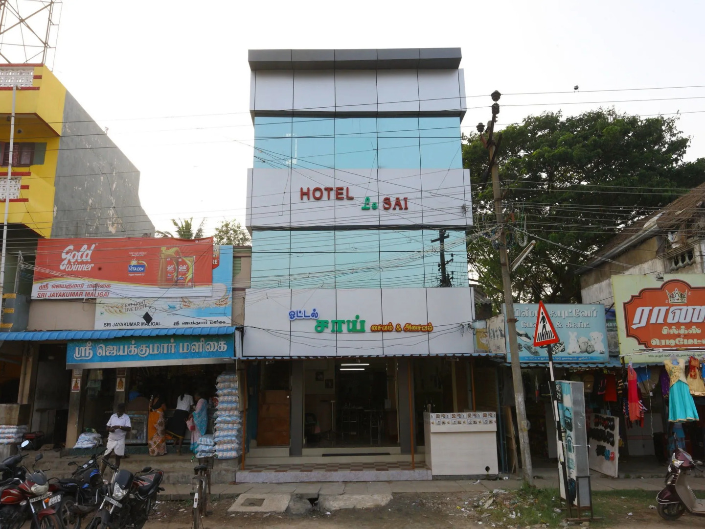 OYO 10449 Hotel Le Sai