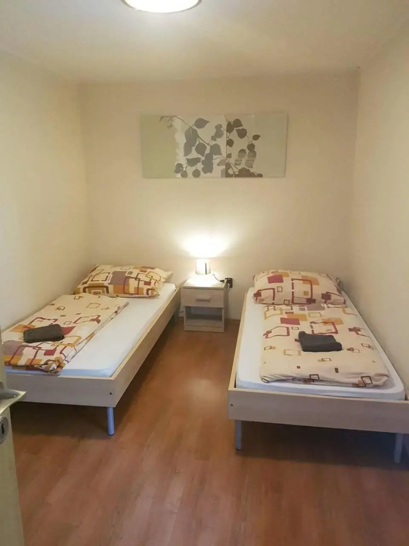 Guest House Meat Heads Pub