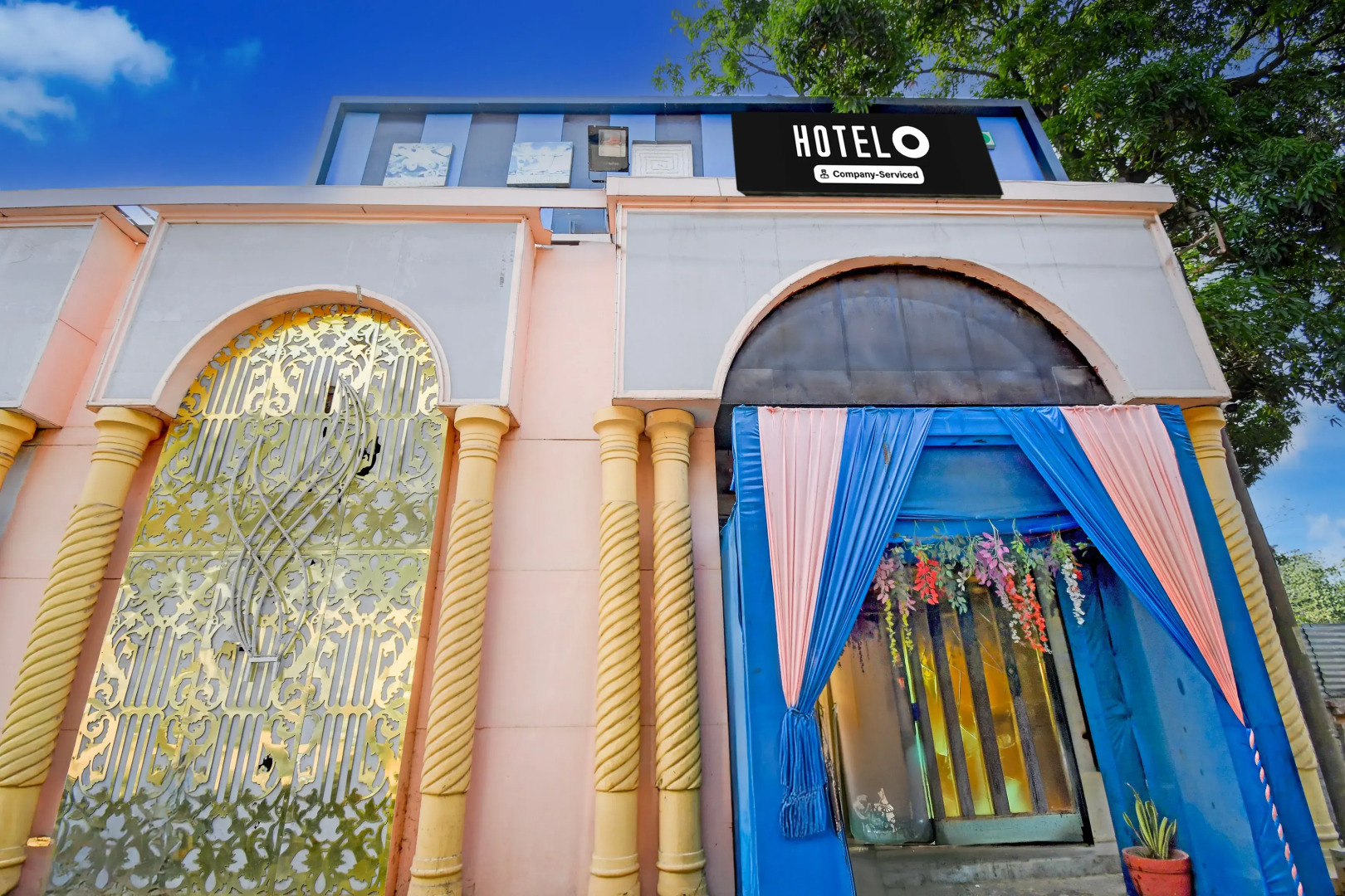 Super Hotel O Dariyapur Near Railway Crossing