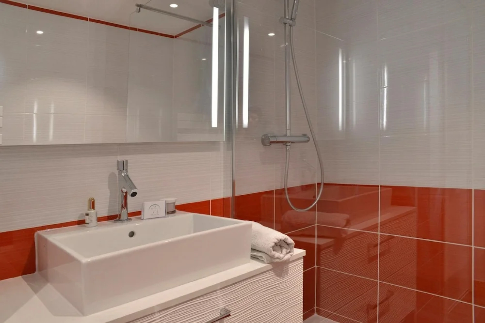 Residence Saintjacques Five-roomed Apartment for 11 People of 109 m2 S202