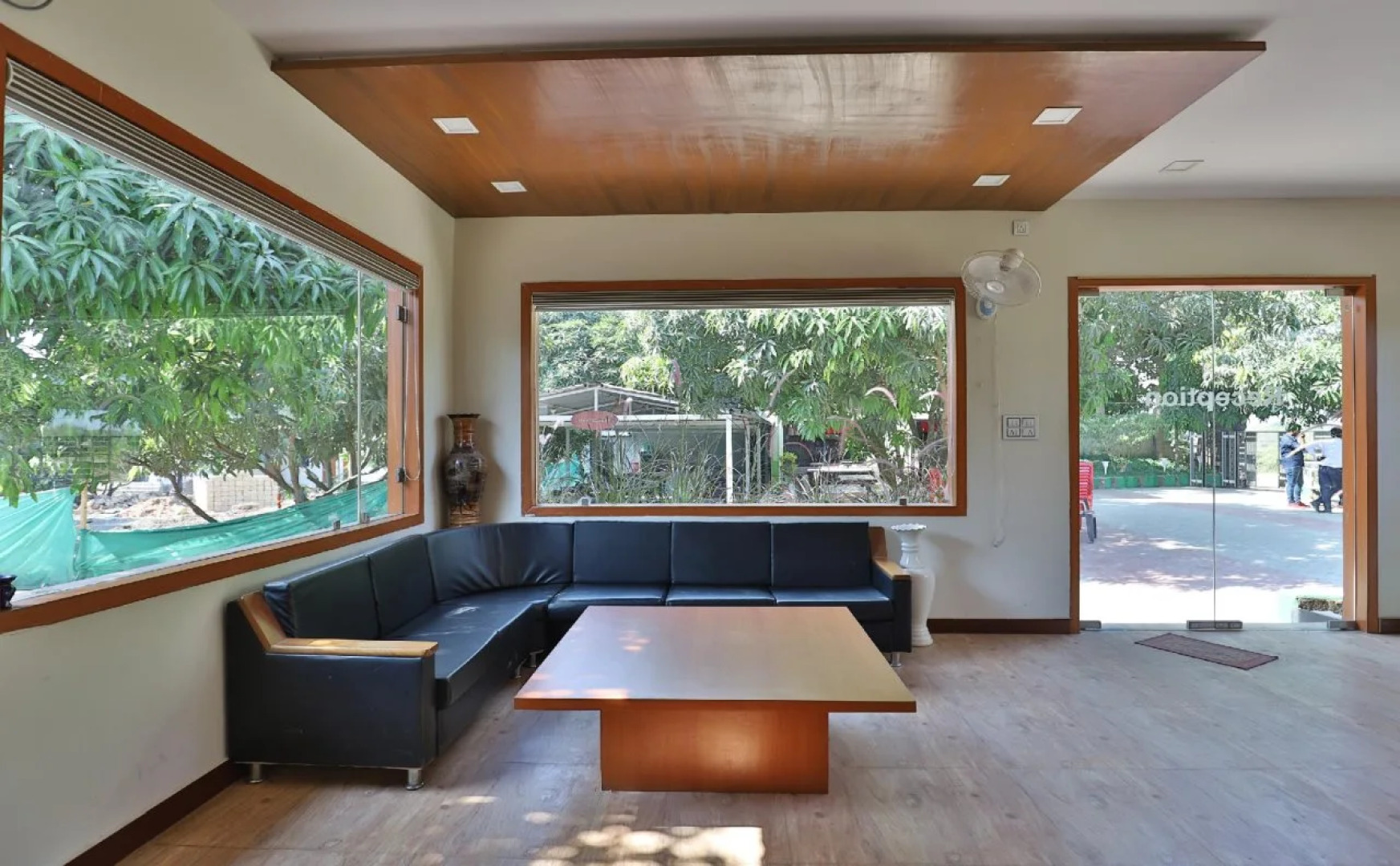 Capital O 24717 Raichura Farm Stay