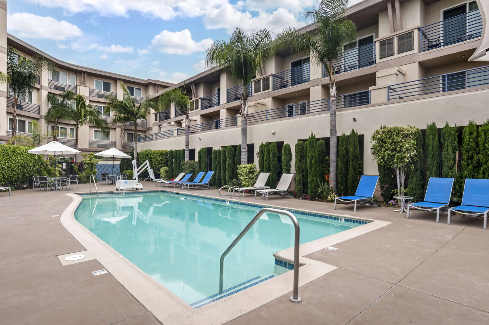 Best Western Plus Marina Gateway Hotel