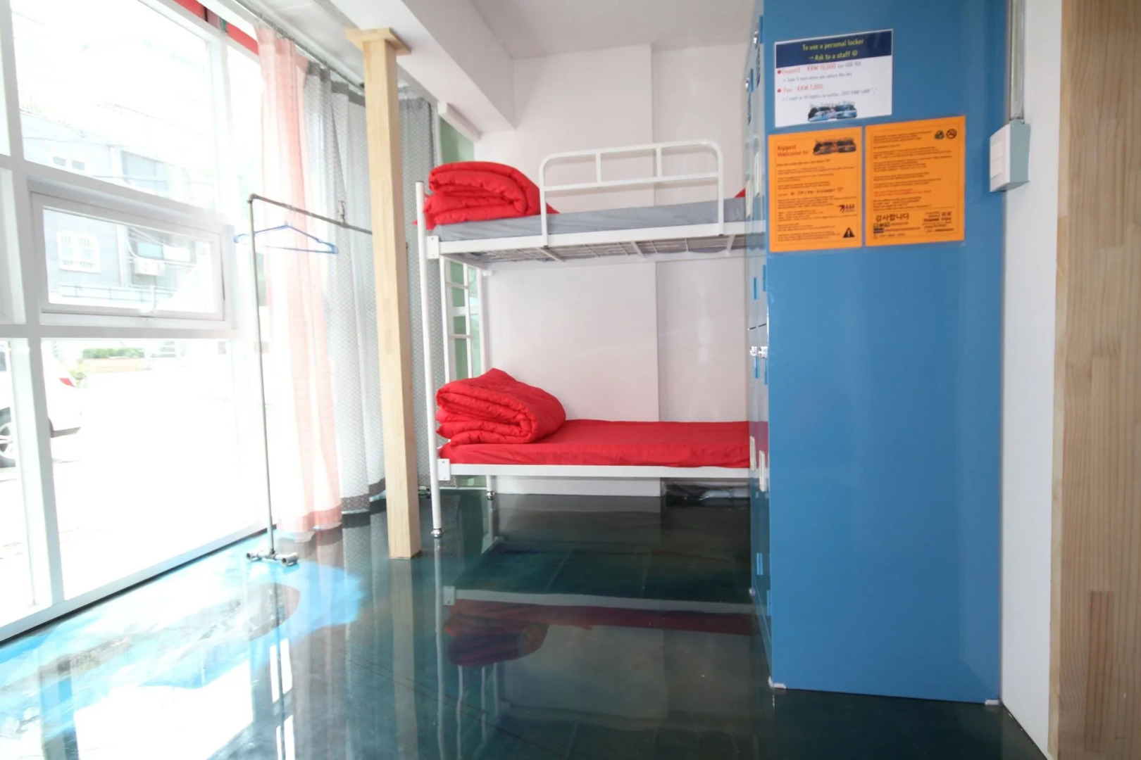 Time Travelers Party Hostel In Hongdae - Foreigners Only