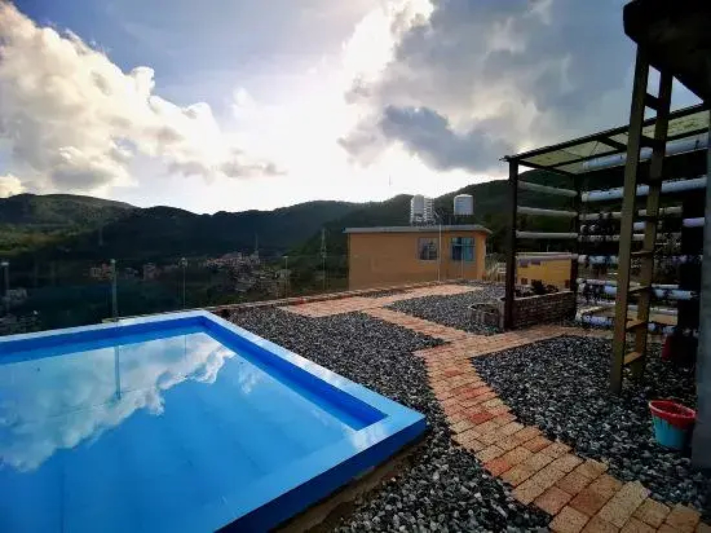 Yuanyang Liuyunge Chinese Inn (Duoyishu Scenic Area)