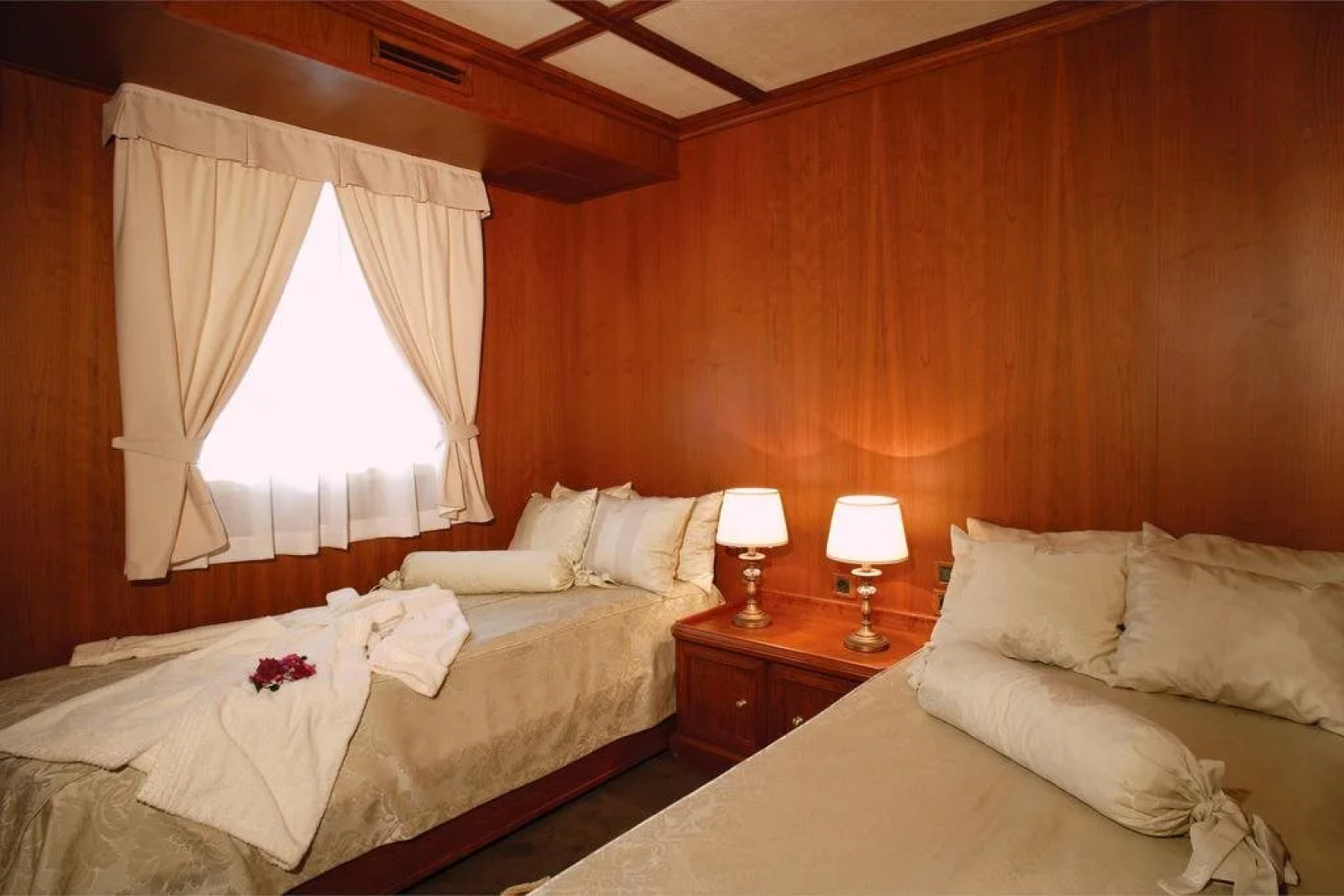 Seagull II Static Charter