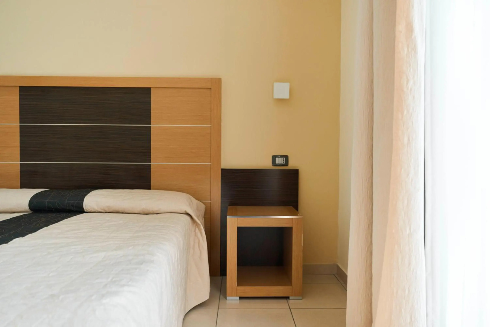 Ticho's Greenblu Hotel