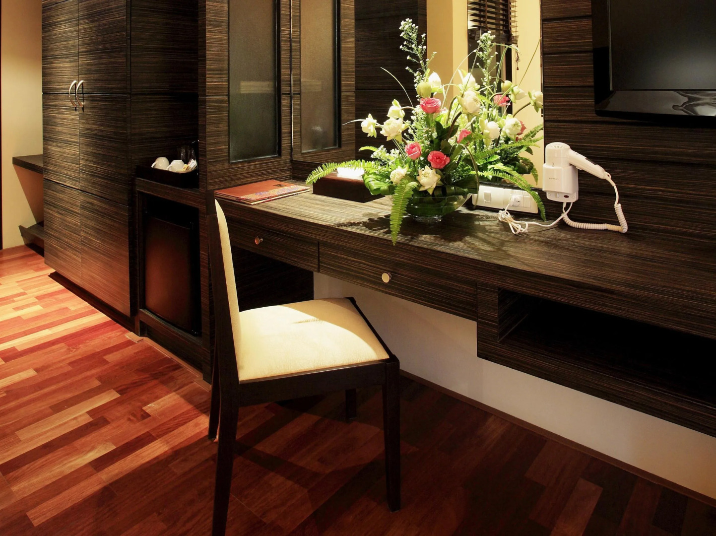 R-Mar Resort and Spa