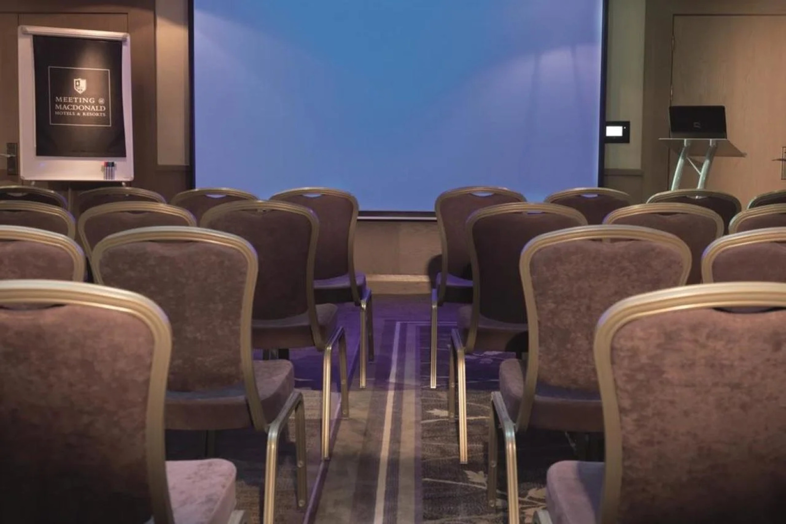 Macdonald Windsor Hotel