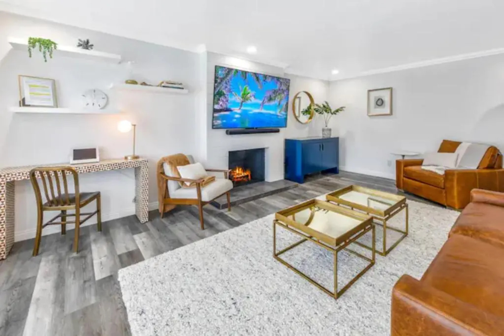 LuxuryTownhome.3Blks2Beach.E-Bikes.75”4kTV