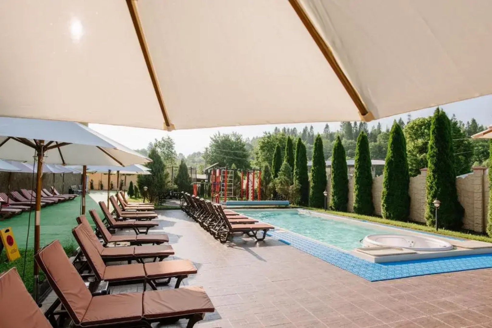 Kyivska Russ Hotel