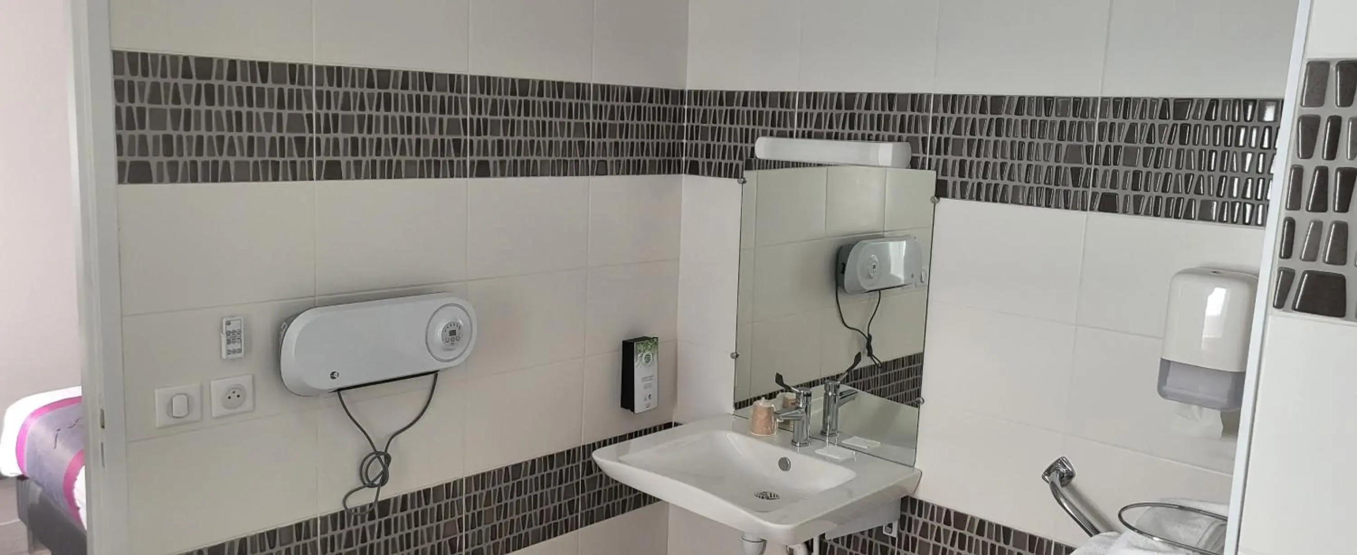 Kyriad Lille Est Villeneuve d'Ascq