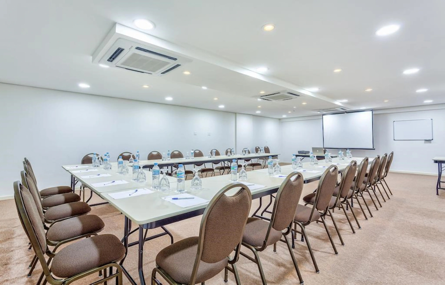 Tulip Inn Sobral