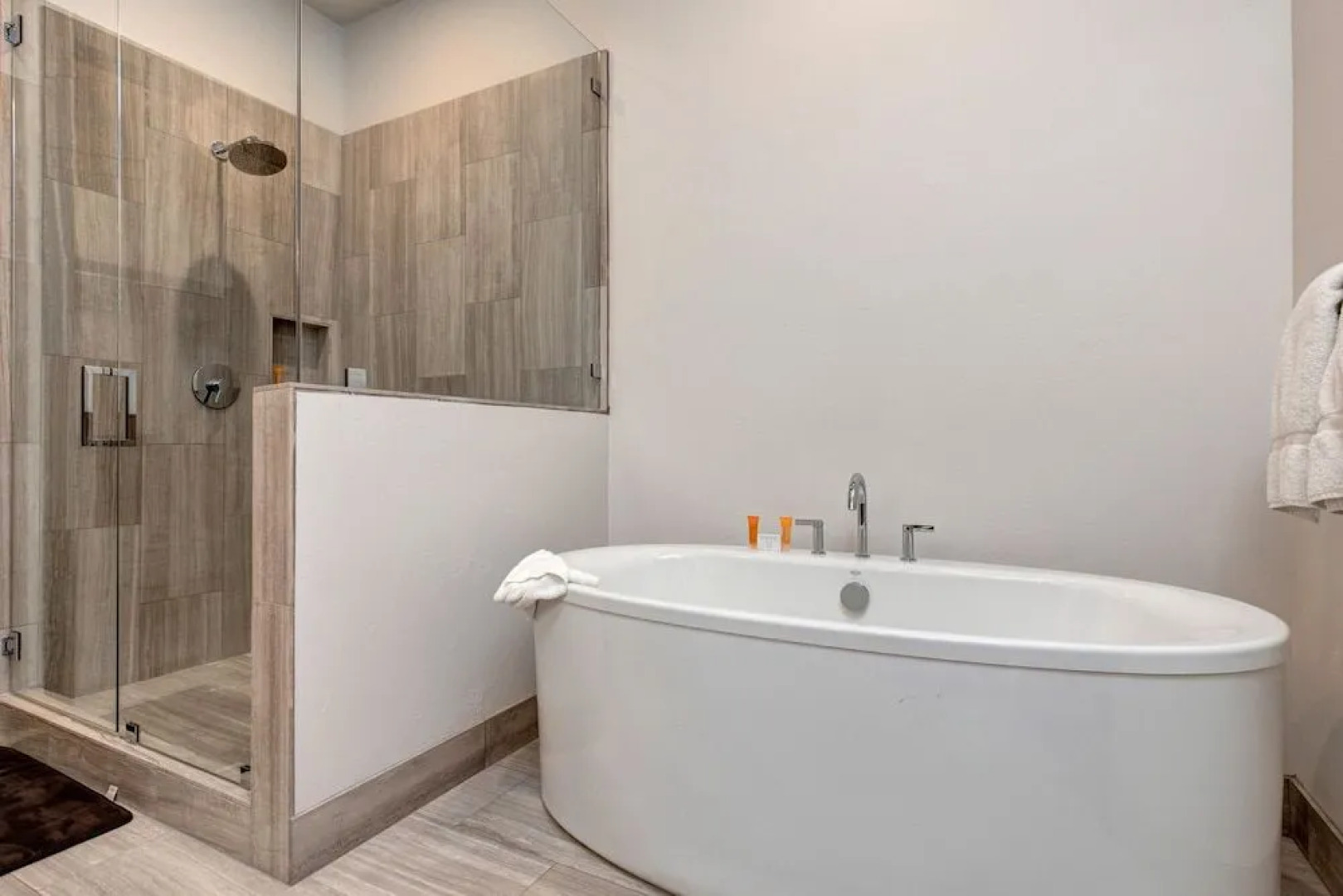 4221 Willow Draw Road Condo Unit 303