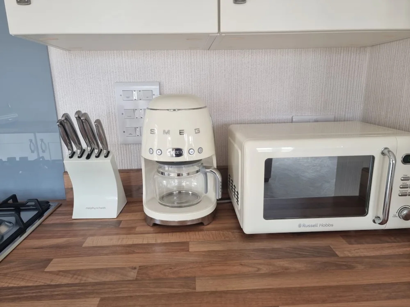 Luxury 2-bed Lodge in Routh, Hottub & Pet Friendly