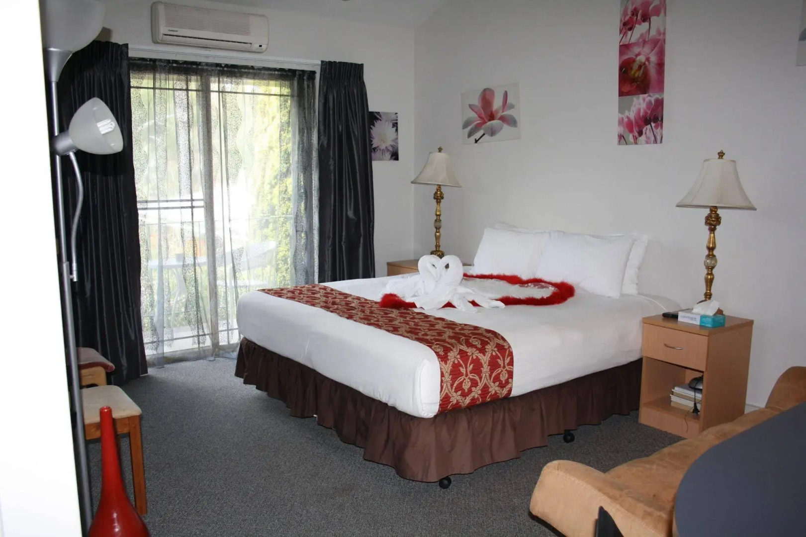 The Swan Valley Hotel