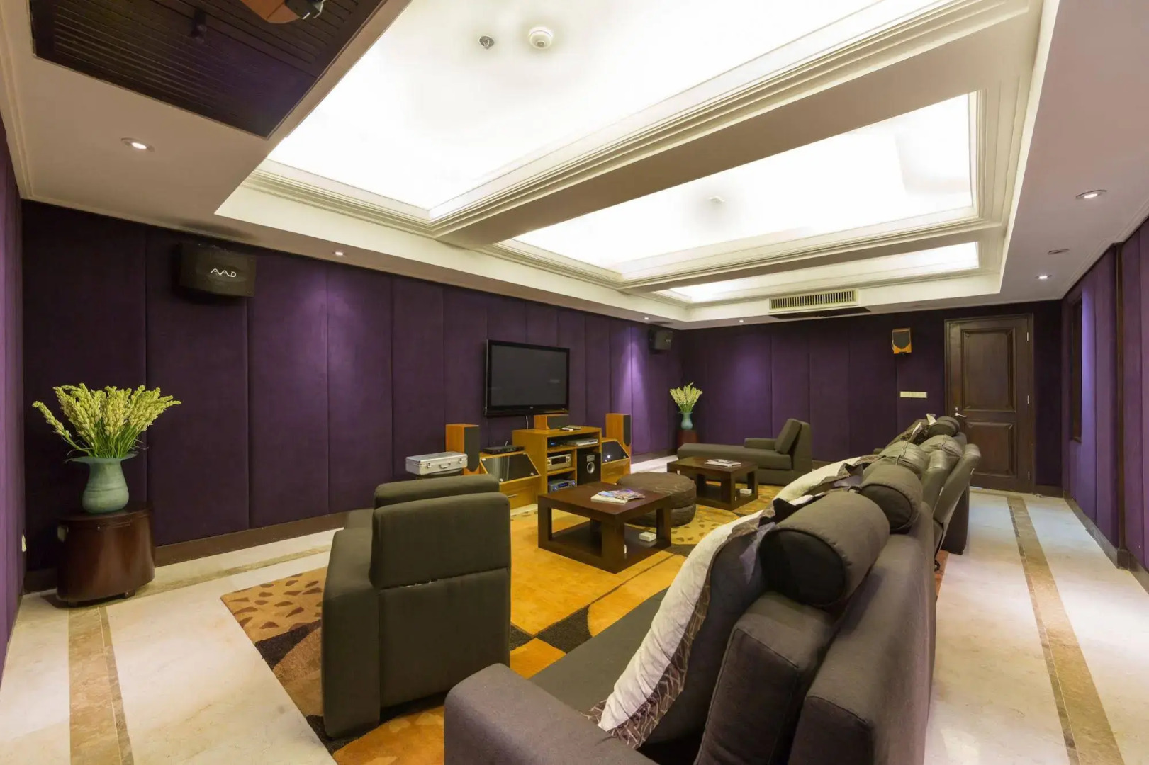 Nirwana Villa Estate