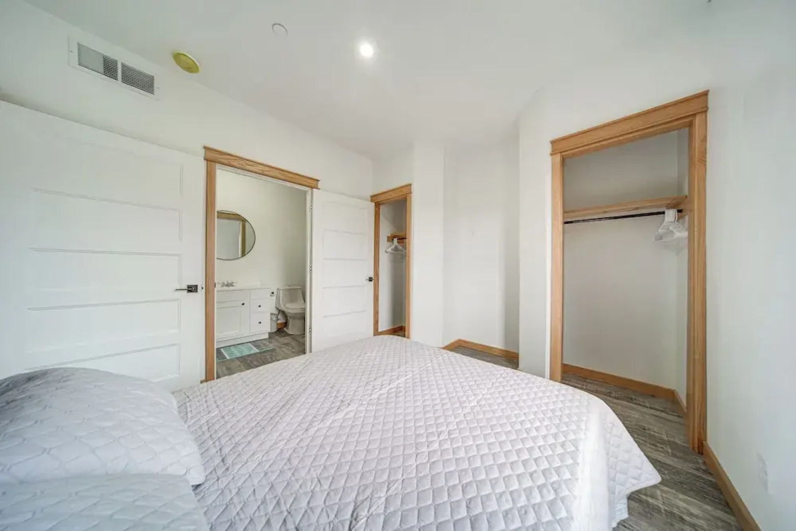 4 Mi to Lake Erie Access: Condo on the Greens