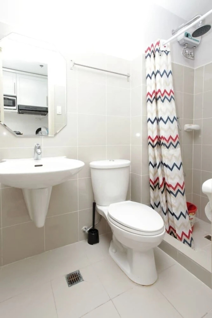 Grass Residences - Condo