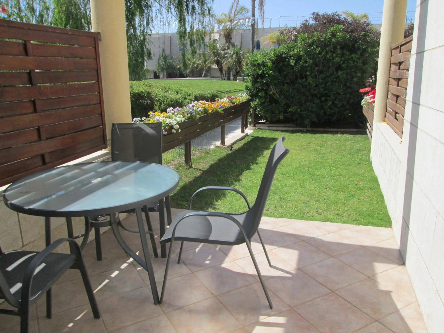 Nomi Suites