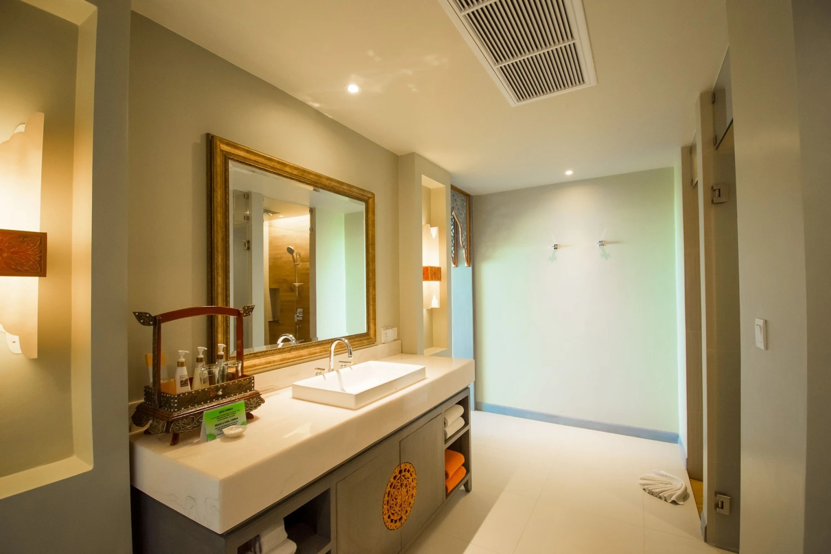 Курортный отель Maikhao Palm Beach