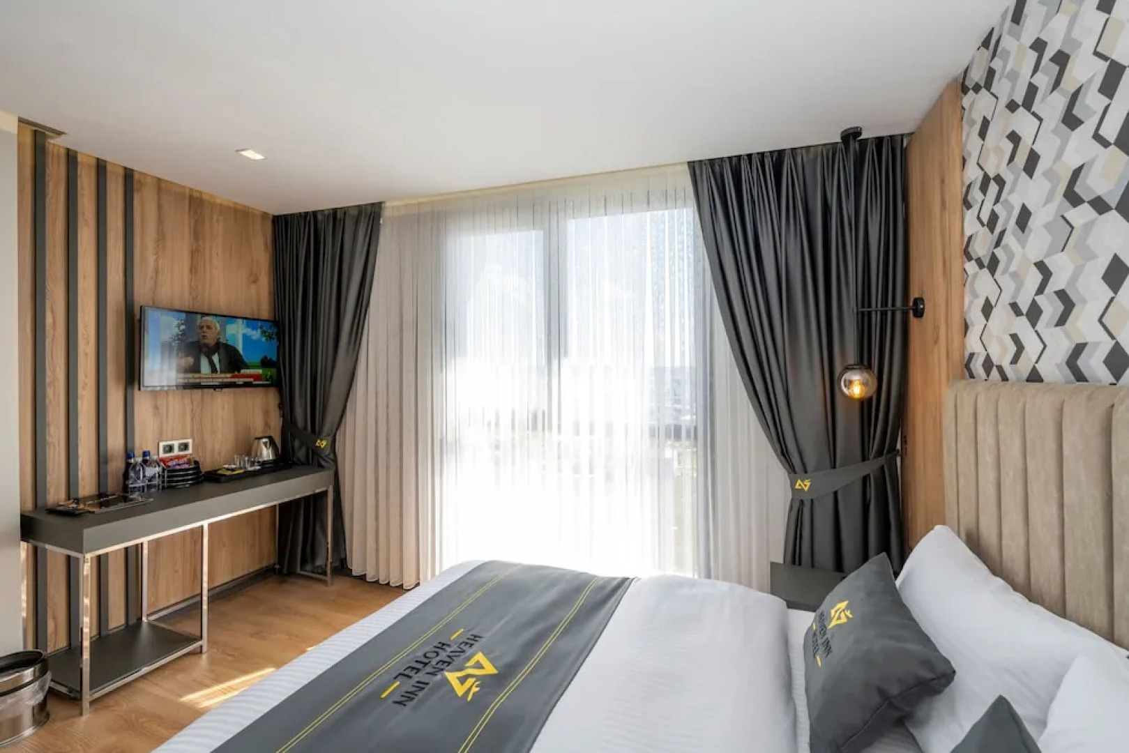 Heaven Inn Airport Hotel