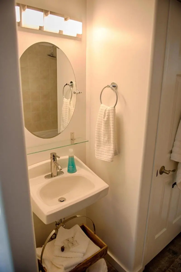 The Francis Boutique Inn