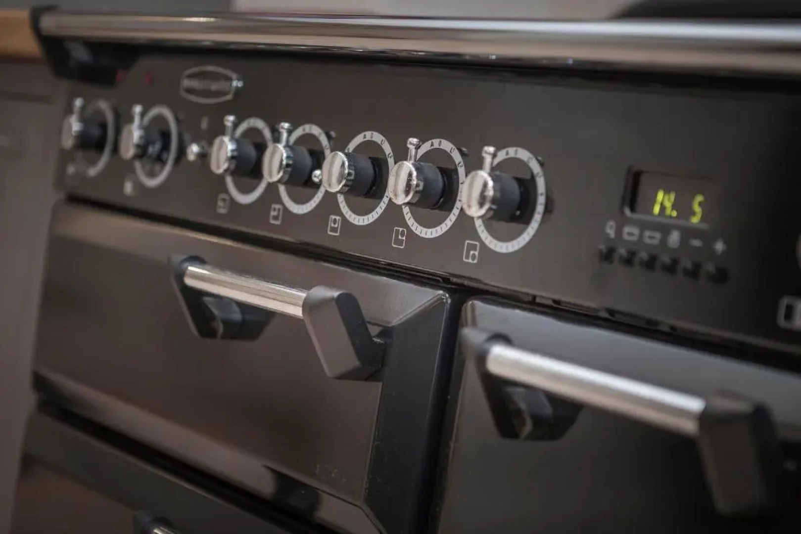 Three Little Pigs Luxury Cottage