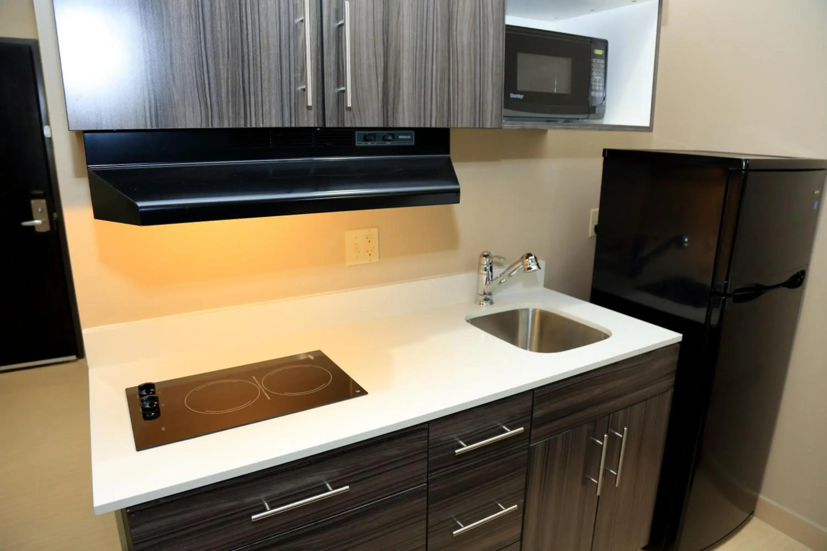 Americas Best Value Inn & Suites Prairieville