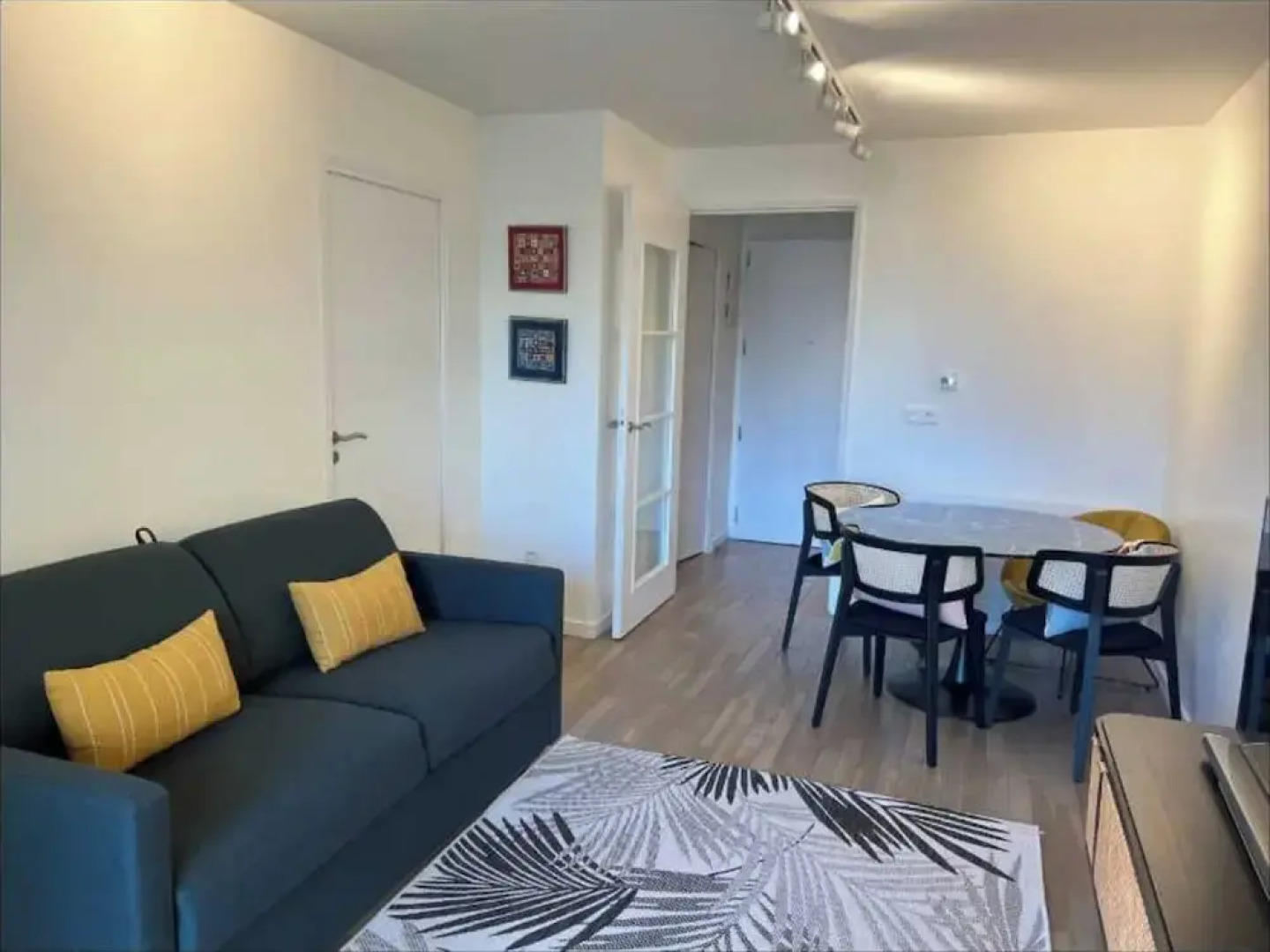 Flat With Balcony 4p/1bdr Near La Defense