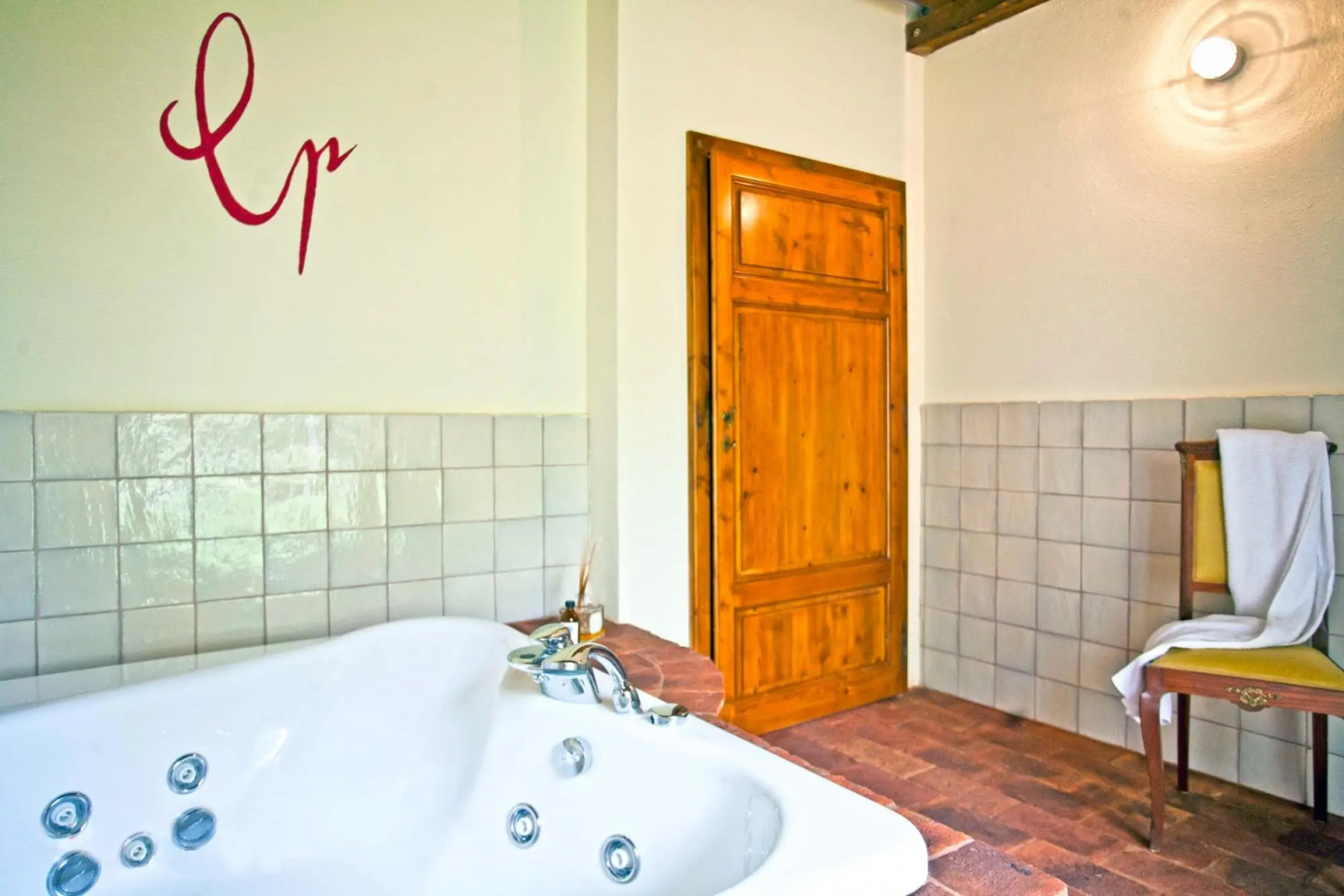 Historic Stone House Casanova