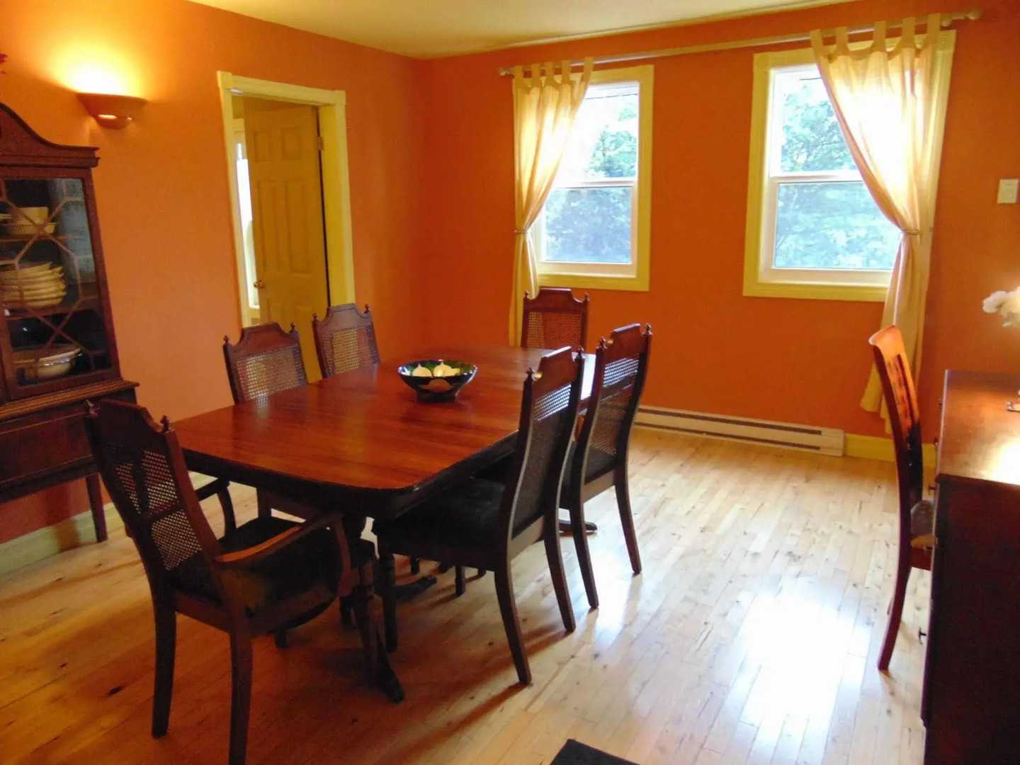 Downtown Executive Suites - Queens Road