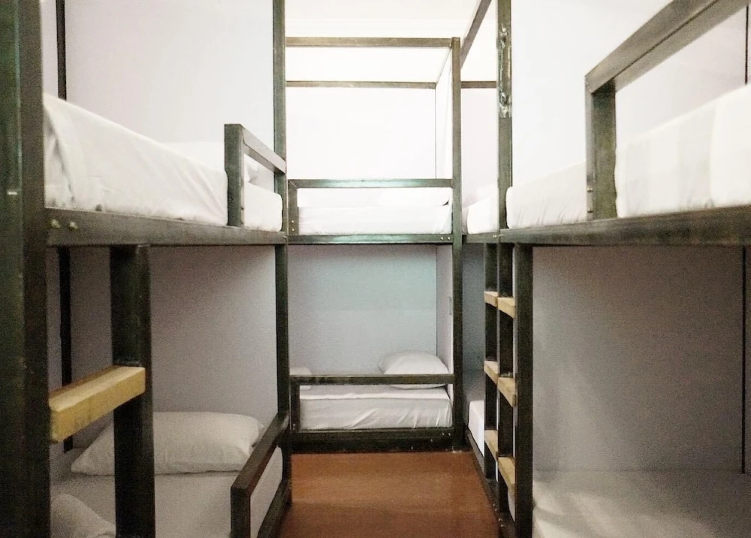 The Suite Hostel by Cafeplus Coffee - Adults Only