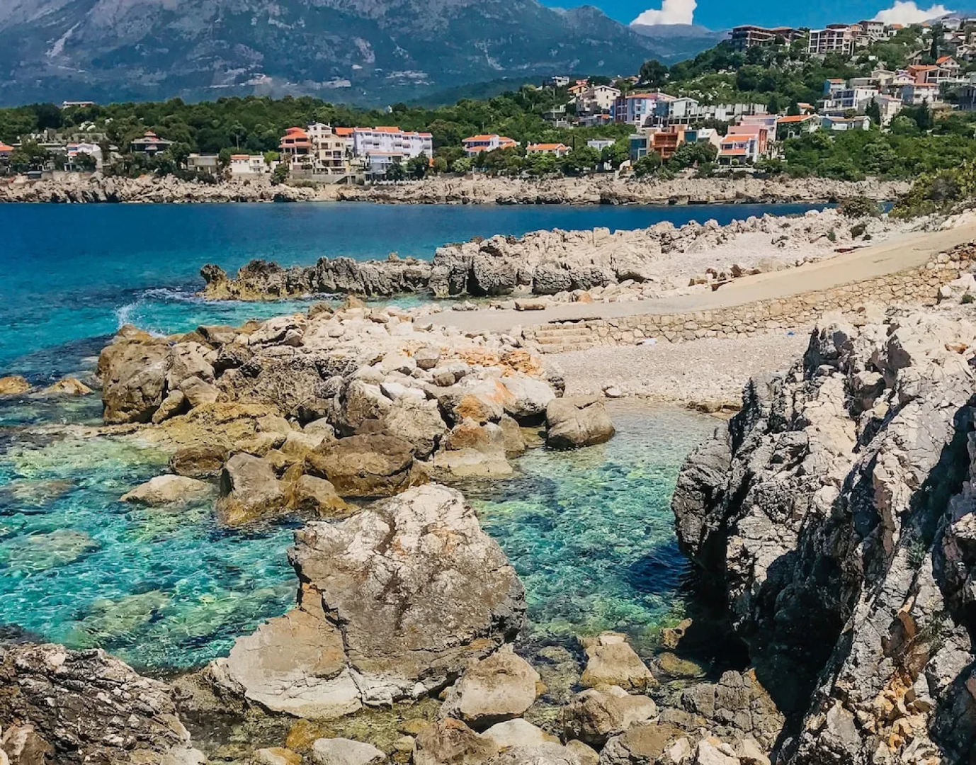 Open Sea Luxury Apartments