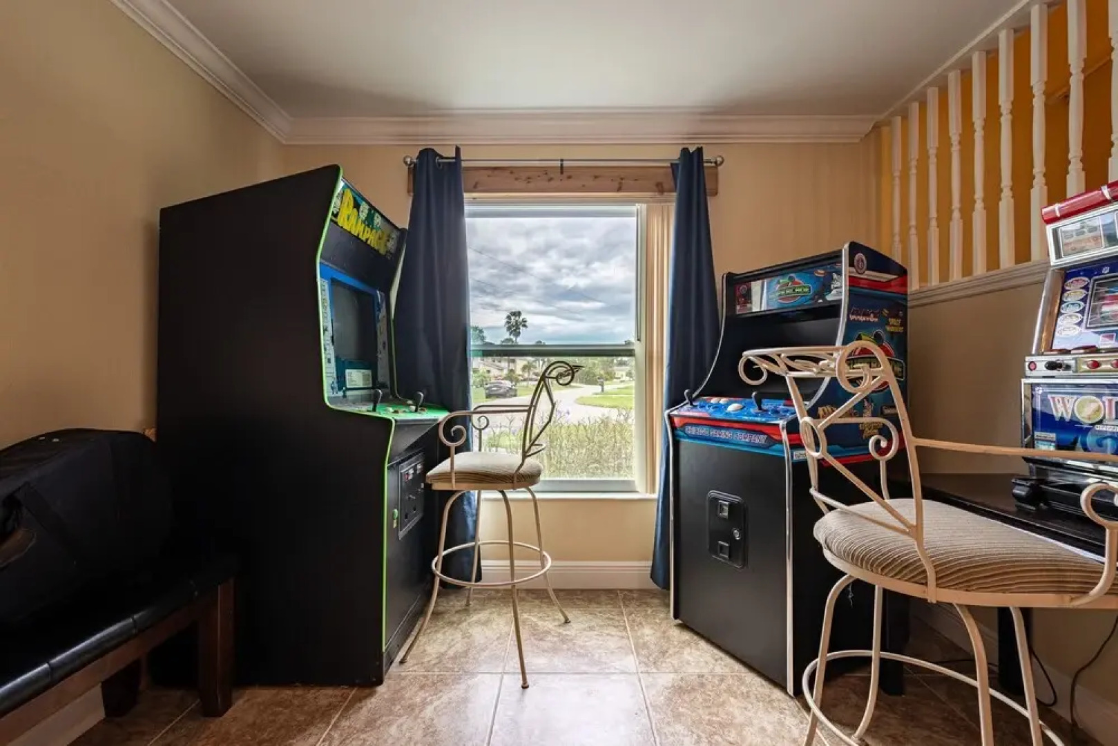 Gulf Access #A 3 Bedroom w/ Heated Pool