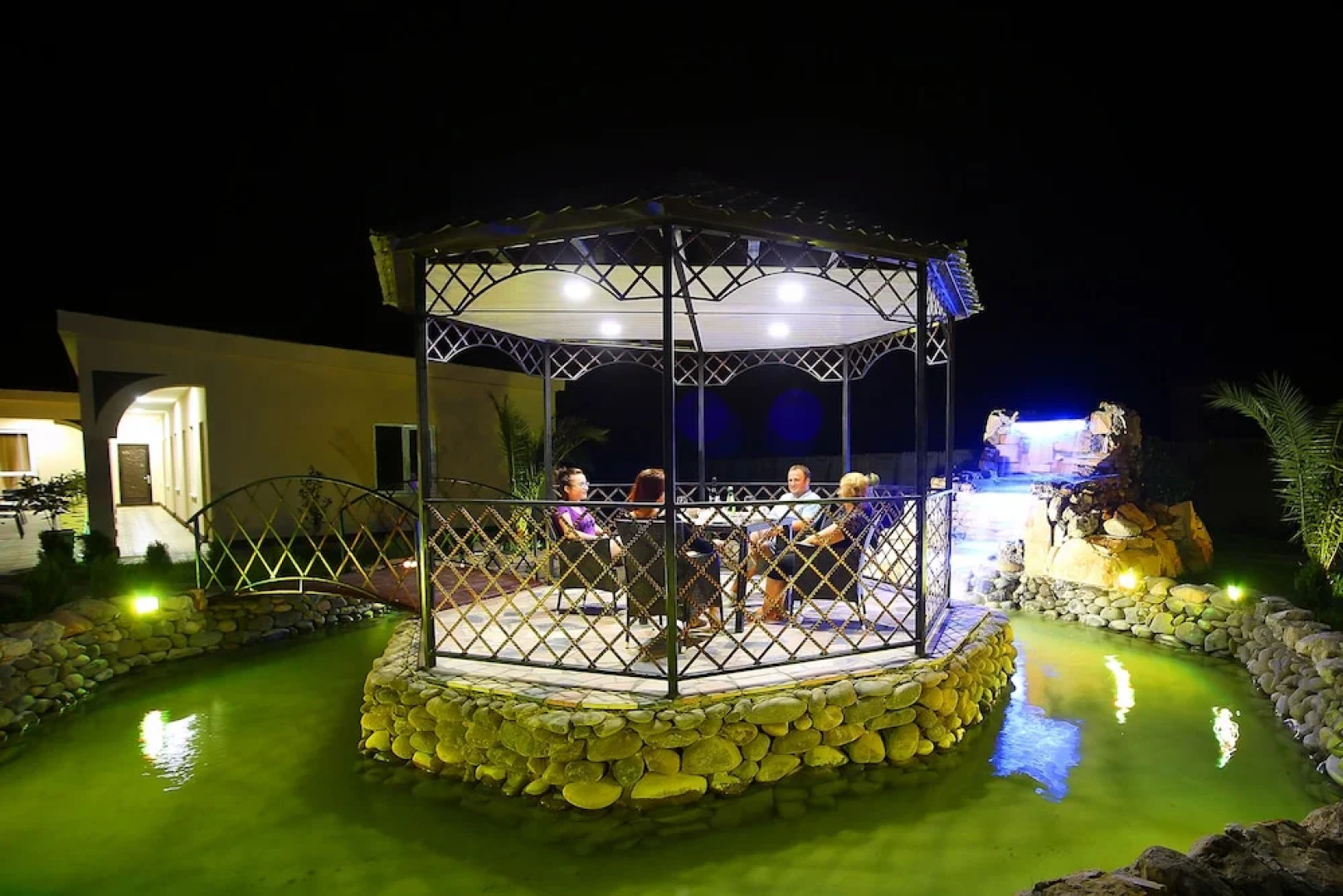 Вилла «Оазис»