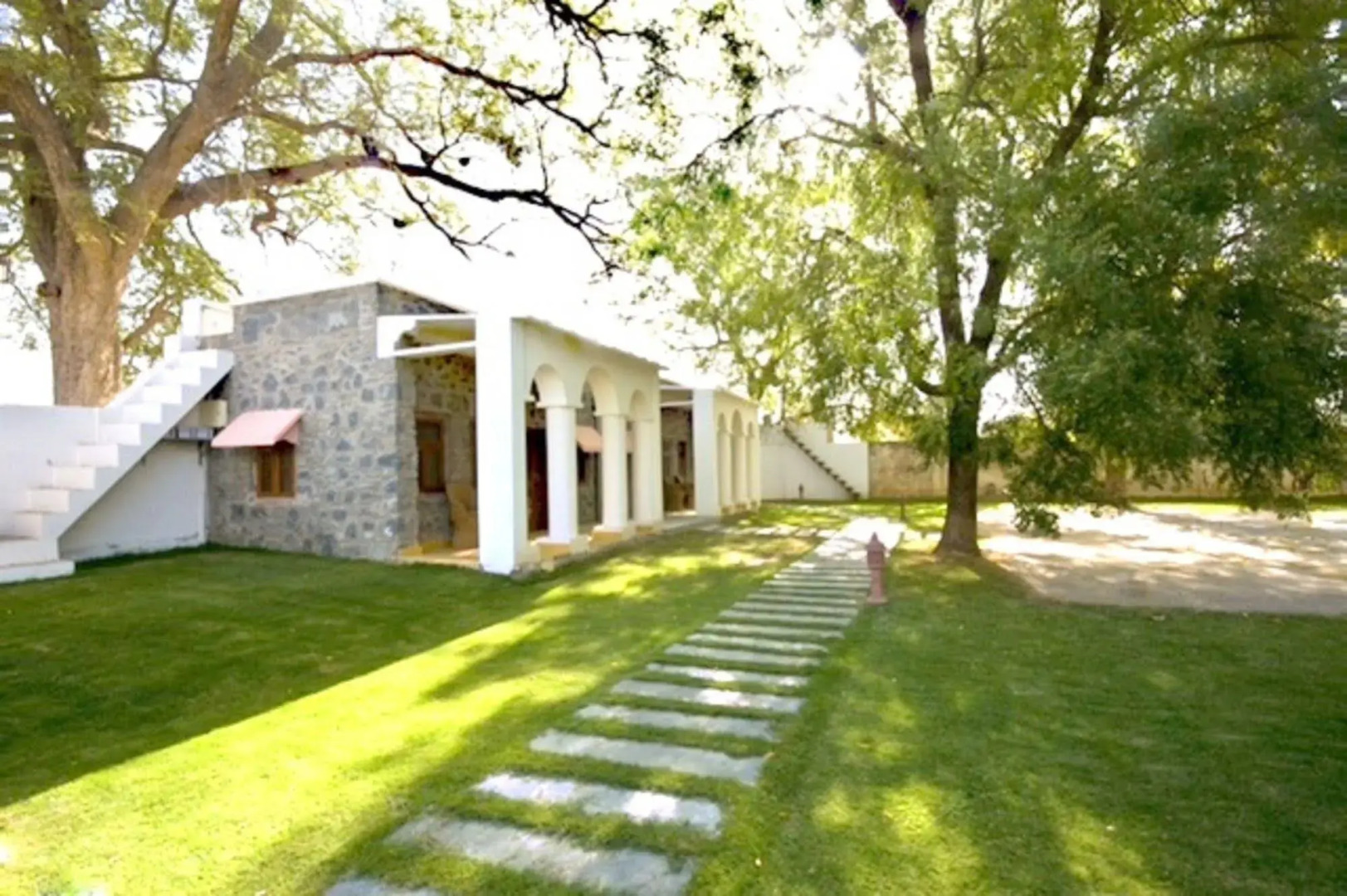 WH Bijayniwas Palace