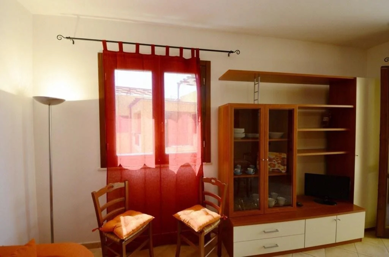 Labour Building Commercial Hotel