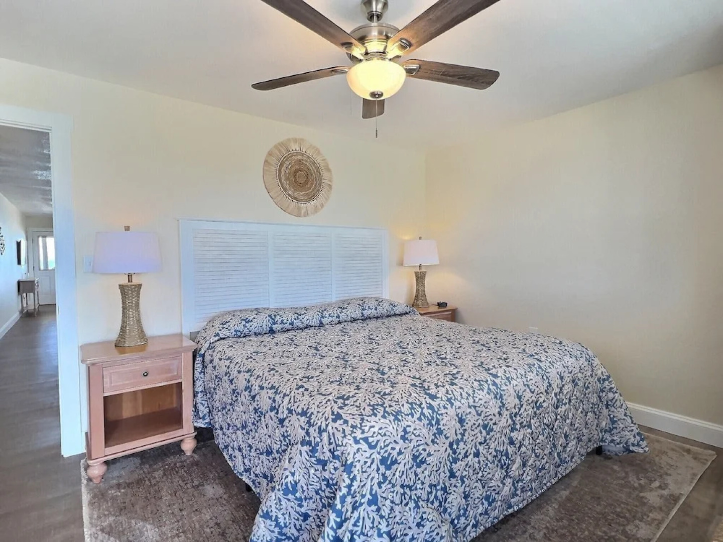 Lighthouse View Oceanfront Lodging