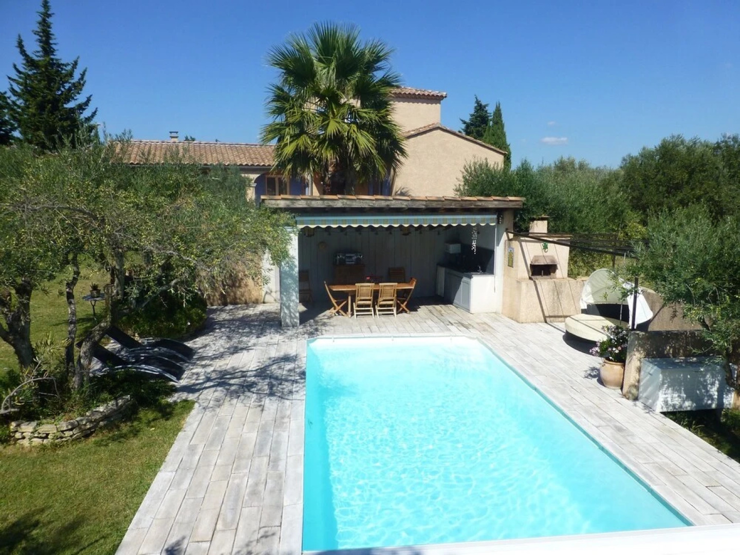 Villa With 4 Bedrooms in Roquemaure, With Private Pool, Enclosed Garde