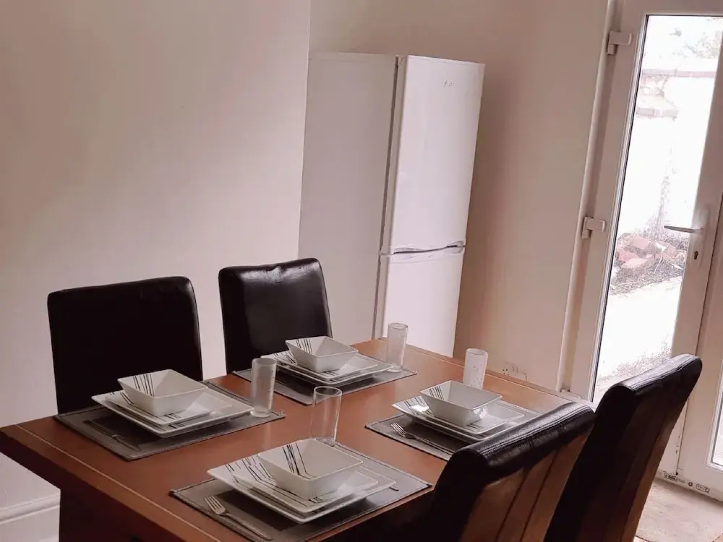 Woodleigh Luxury 3 Bedrooms House