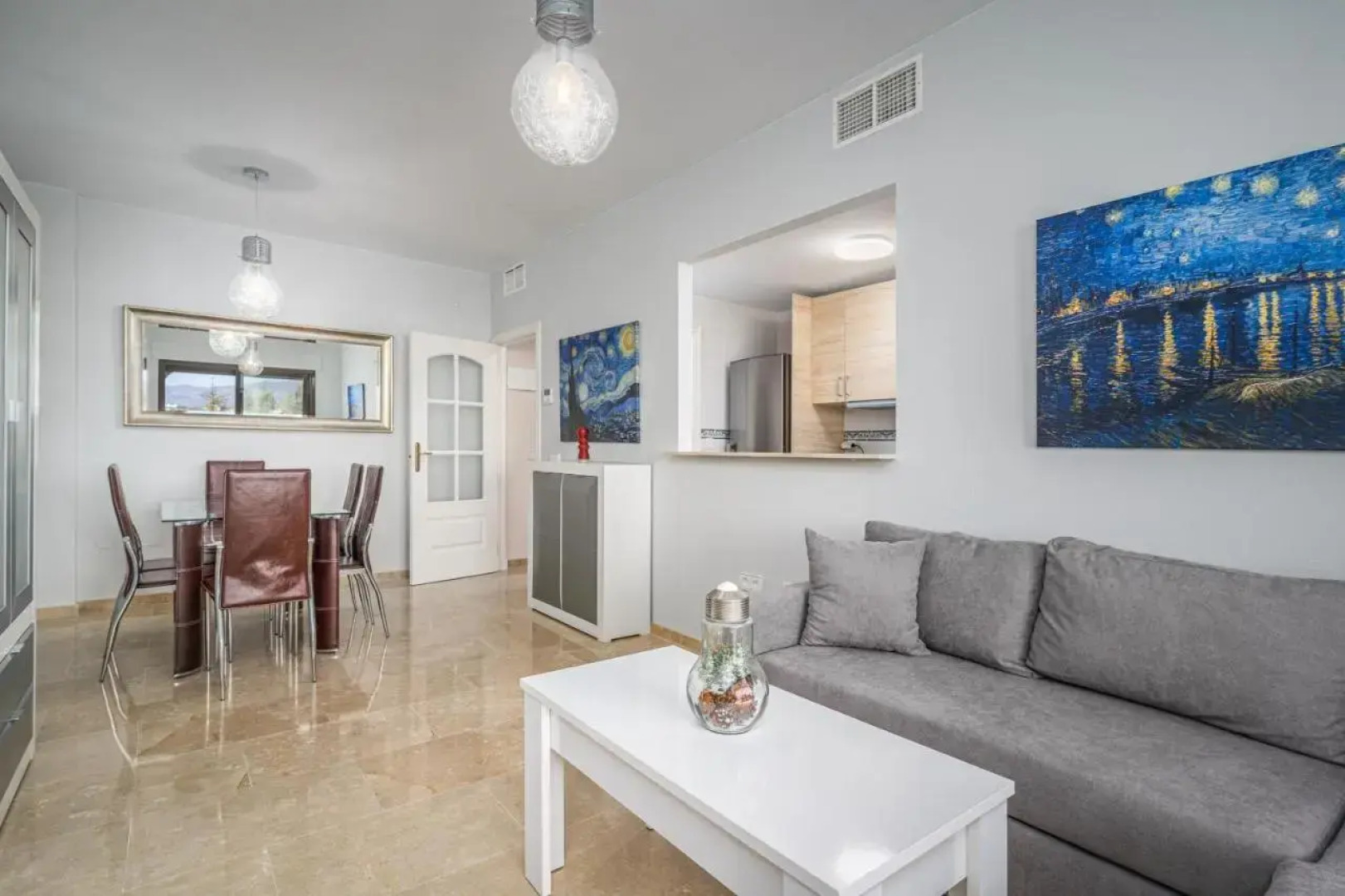 Marina Duquesa Apartment