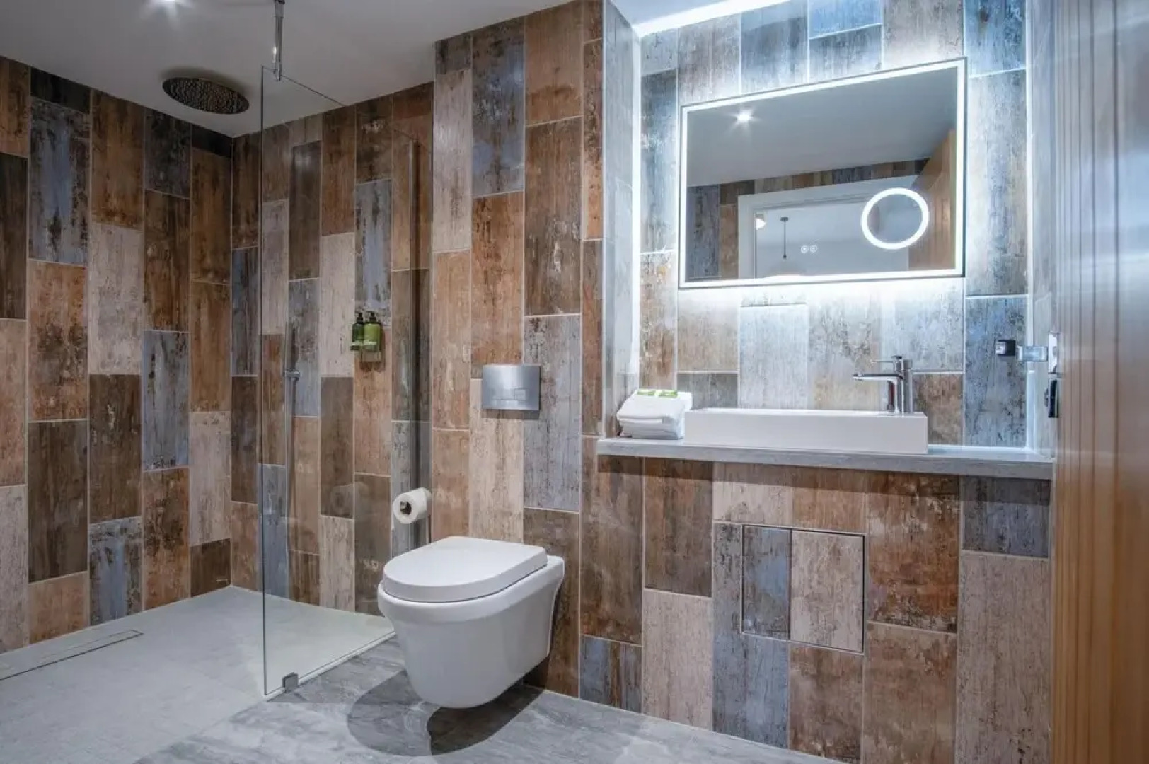 Room 5 - The Sleeping Giant - Pen Y Cae Inn