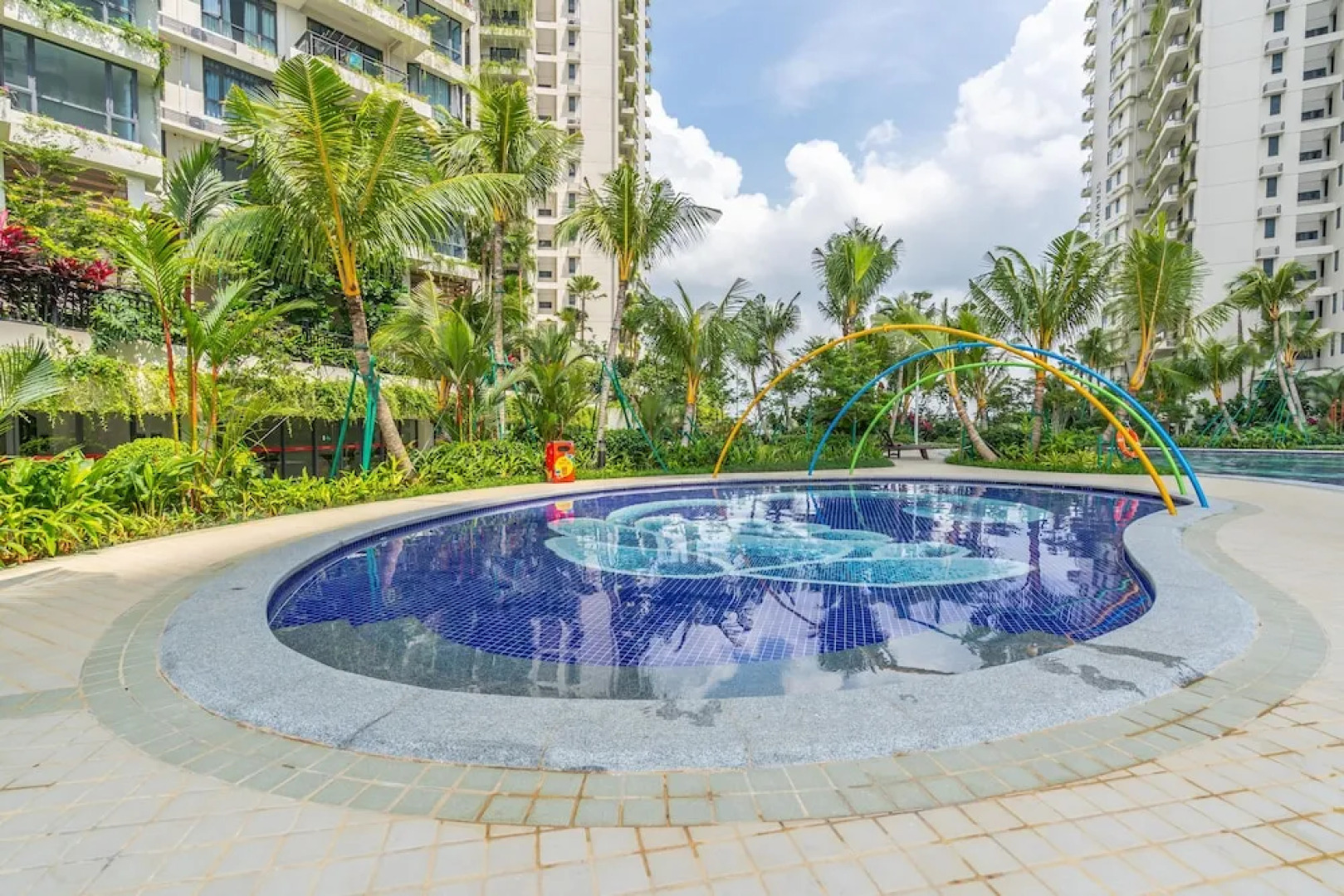 OYO Home 89312 Fantastic 1 Bedroom Starview