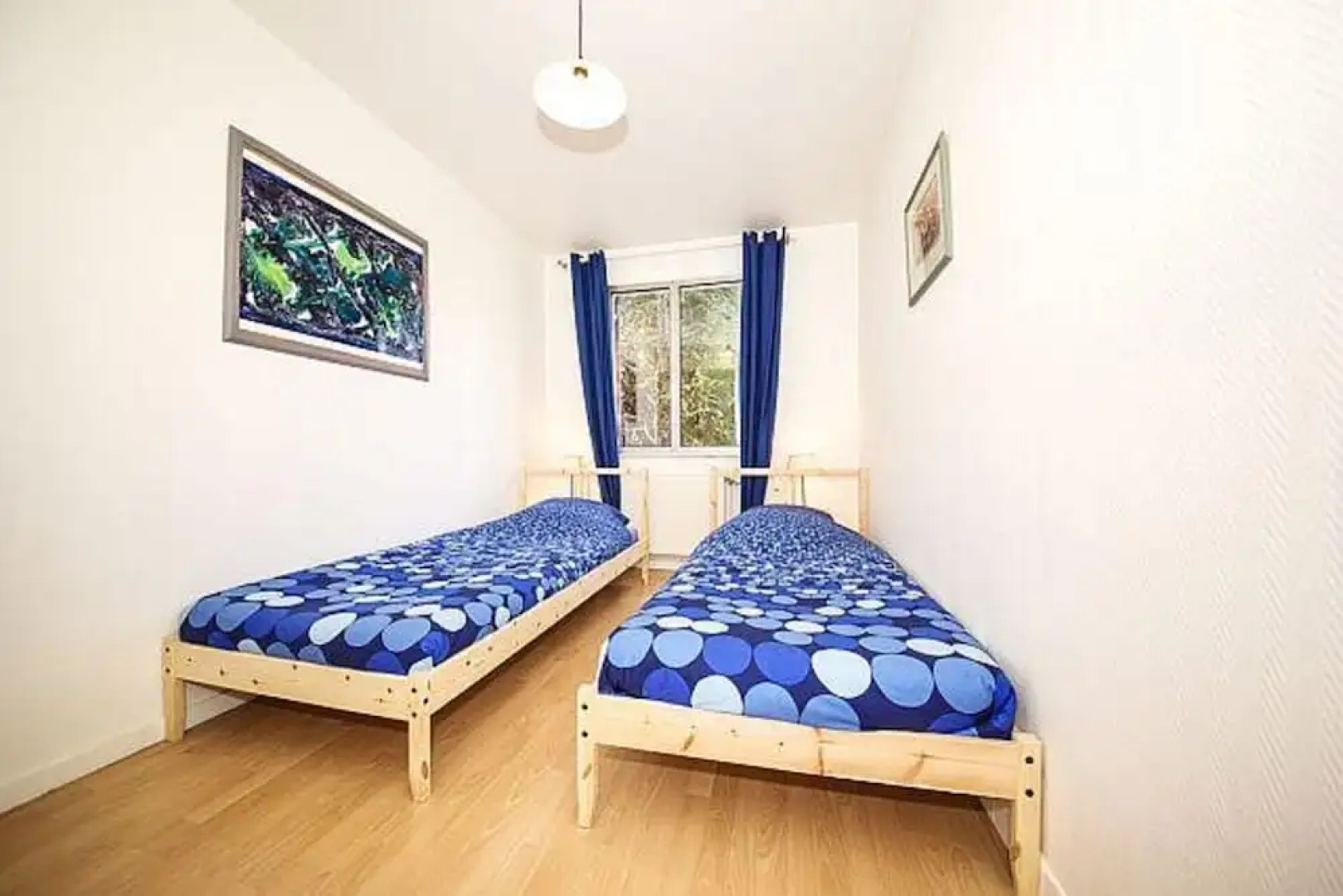 Villa House with Panoramic View on Paris