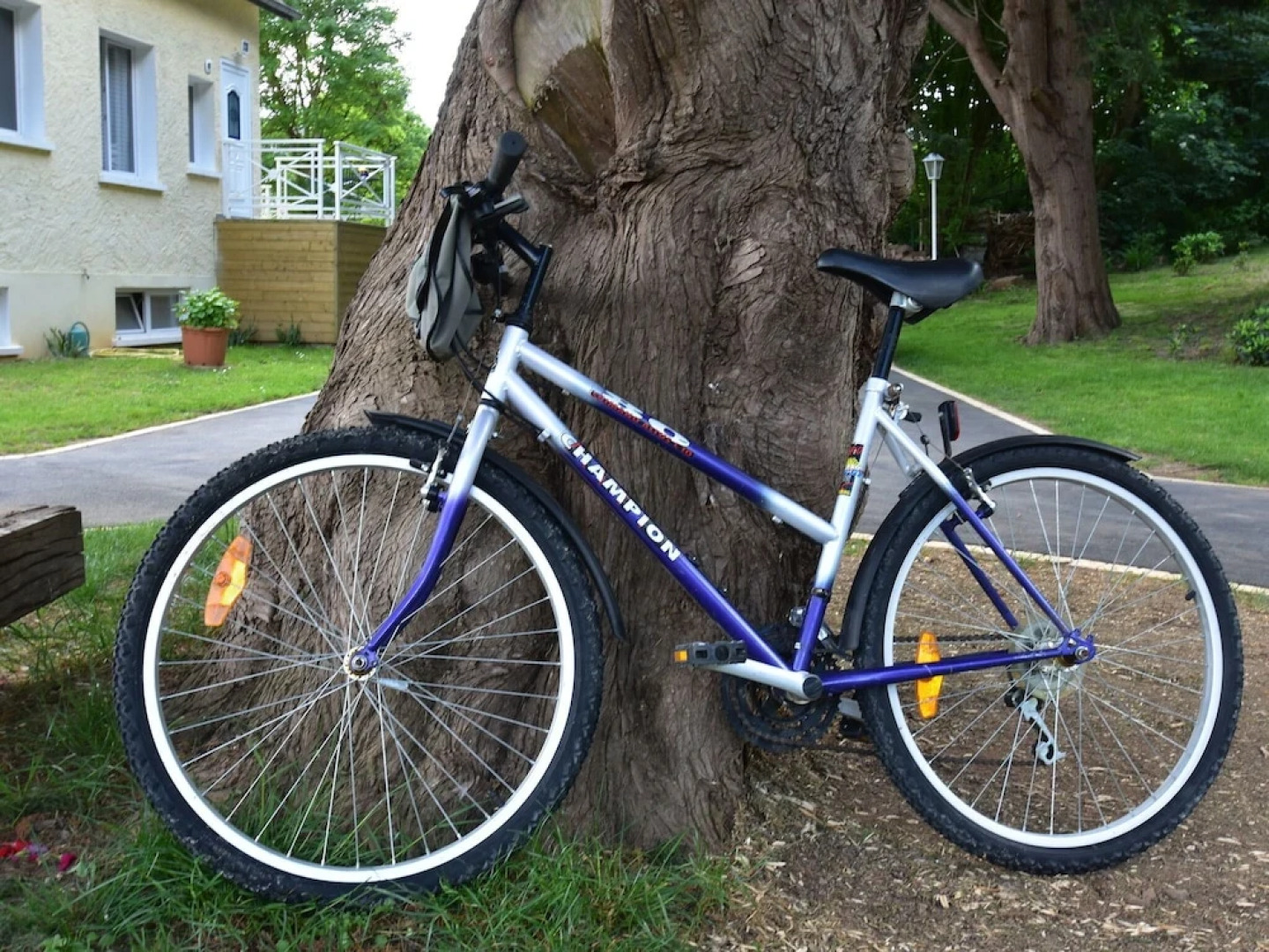 Stunning Holiday Home in Quinévilla Near Beach