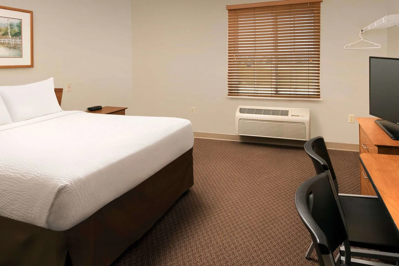 WoodSpring Suites Evansville East
