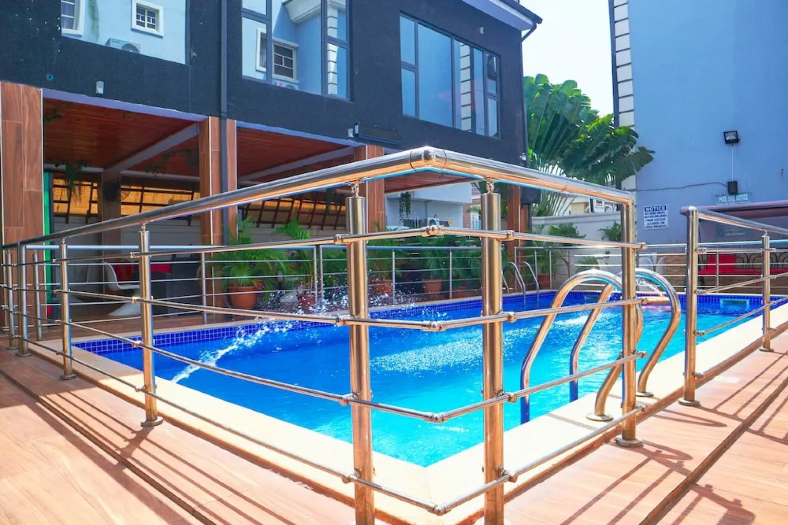 Nevada Inn Hotels And Suites