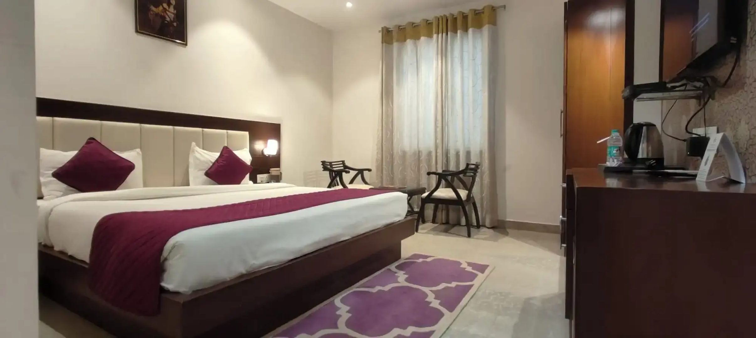 FabHotel Taj Nagari
